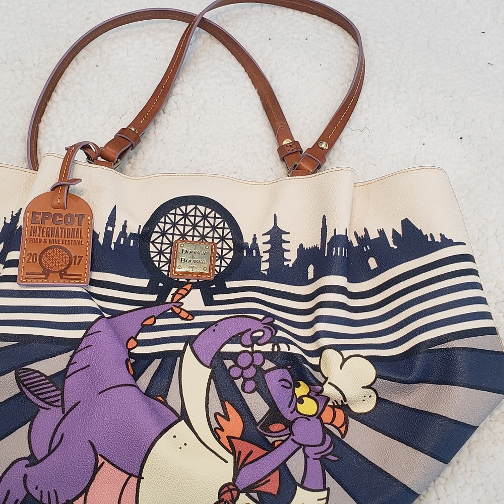 Dooney and Bourke purse